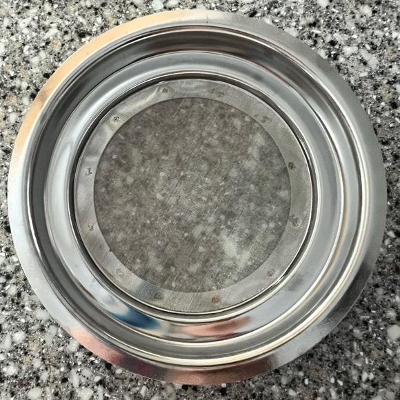 Bacon Grease Saver with Strainer - Picture 6 of 6